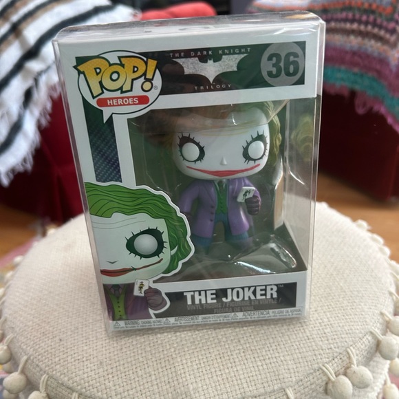 FUNKO POP ! THE JOKER 36 THE DARK KNIGHT TRILOGY POP HEROES DB16 - Picture 4 of 10